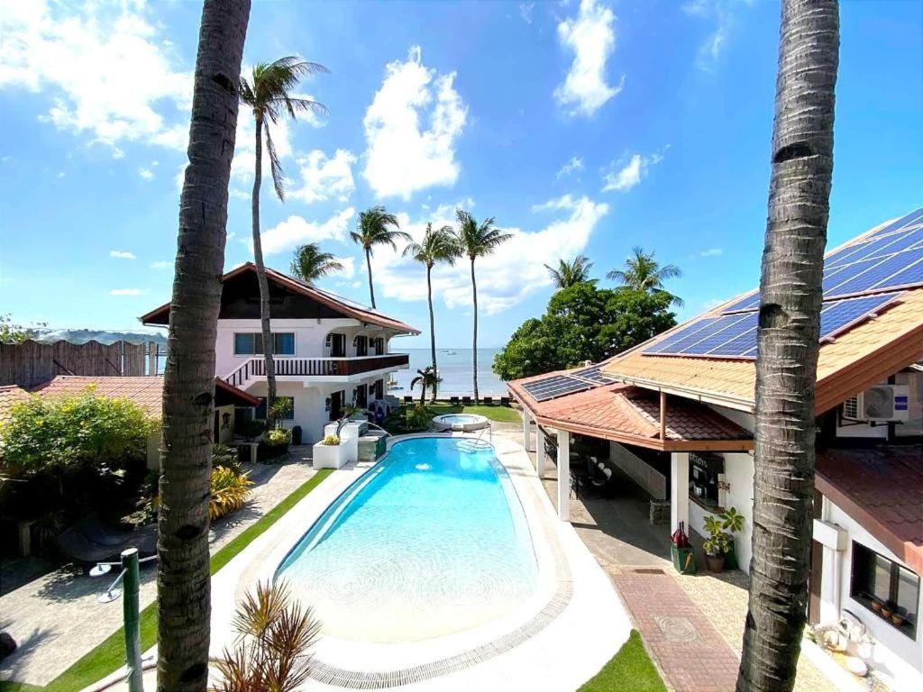 Coral Beach Club Matabungkay Esterno foto